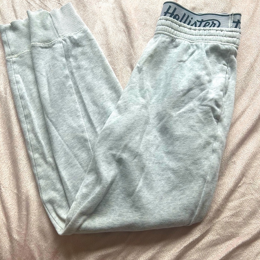 Hollister high-rise joggers size small